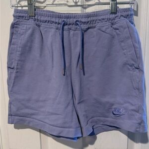 Nike Purple Women’s Sz Sm Shorts w/drawstring